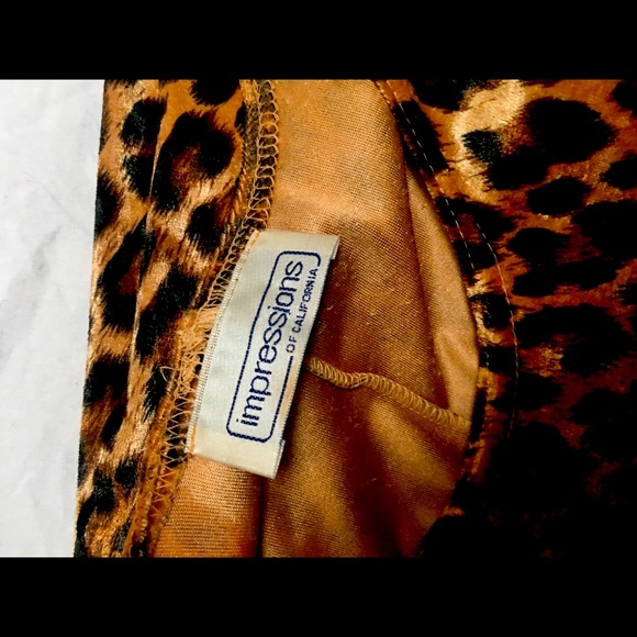 Long sleeve Leopard Print Dress - Picture 3 of 5